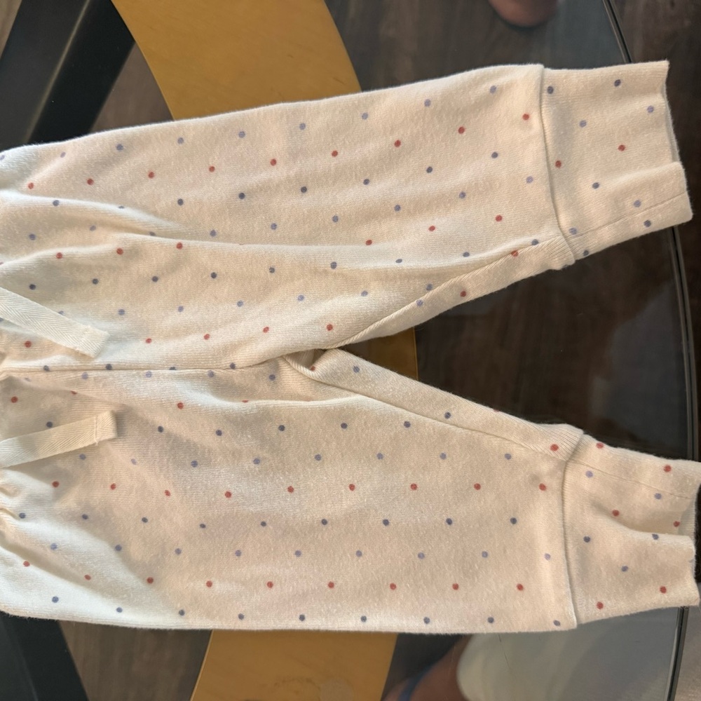 GAP Kids Cream Leggings with Red and Blue Dots